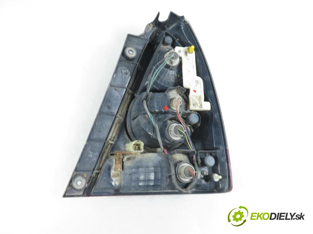 SUBARU FORESTER (SG_) KOMBI 2006 92,00 2.0 AWD 125 - EJ201 1994,00 světlo levé zadní