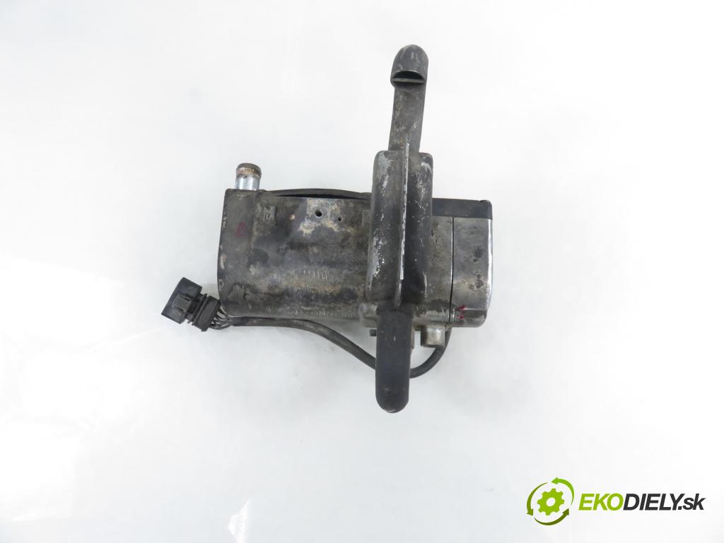 RENAULT TRAFIC II Autobus (JL) BUS 2005 74,00 1.9 dCI 100 (JL0C) - F9Q 760 1870,00 Webasto 93852506 ; 8200322379 (Webasto (nezávislé topení))