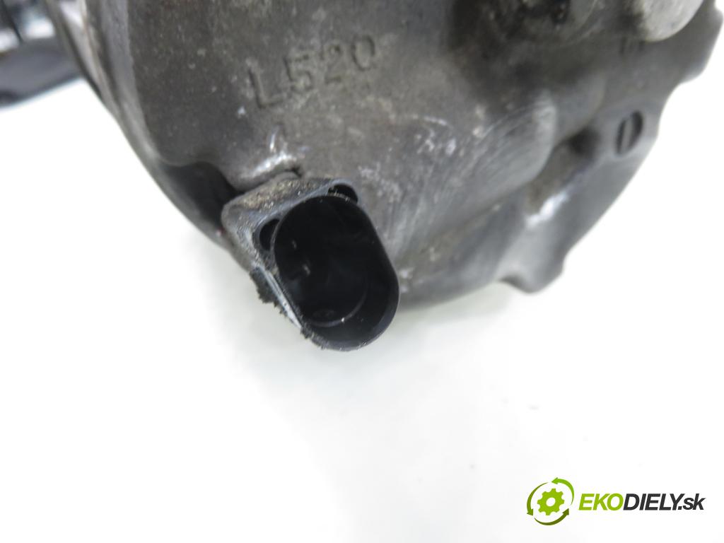 VW GOLF V (1K1) HB 2005 55,00 1.4 16V - BCA 1390,00 KOMPRESOR: klimatizace 1K0820803F ; 4471804345 (Kompresor klimatizace)