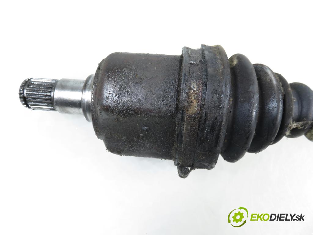 LAND ROVER FREELANDER (L314) SUV 2000 88,00 1.8 i 16V 4x4 - 18 K4F 1796,00 Poloos PP