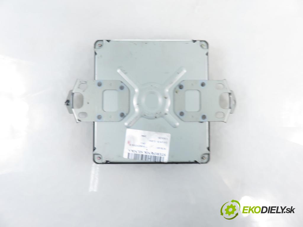 SUBARU FORESTER (SG_) KOMBI 2006 92,00 2.0 AWD 125 - EJ201 1994,00 Riadiaca jednotka Motor 22611AK671