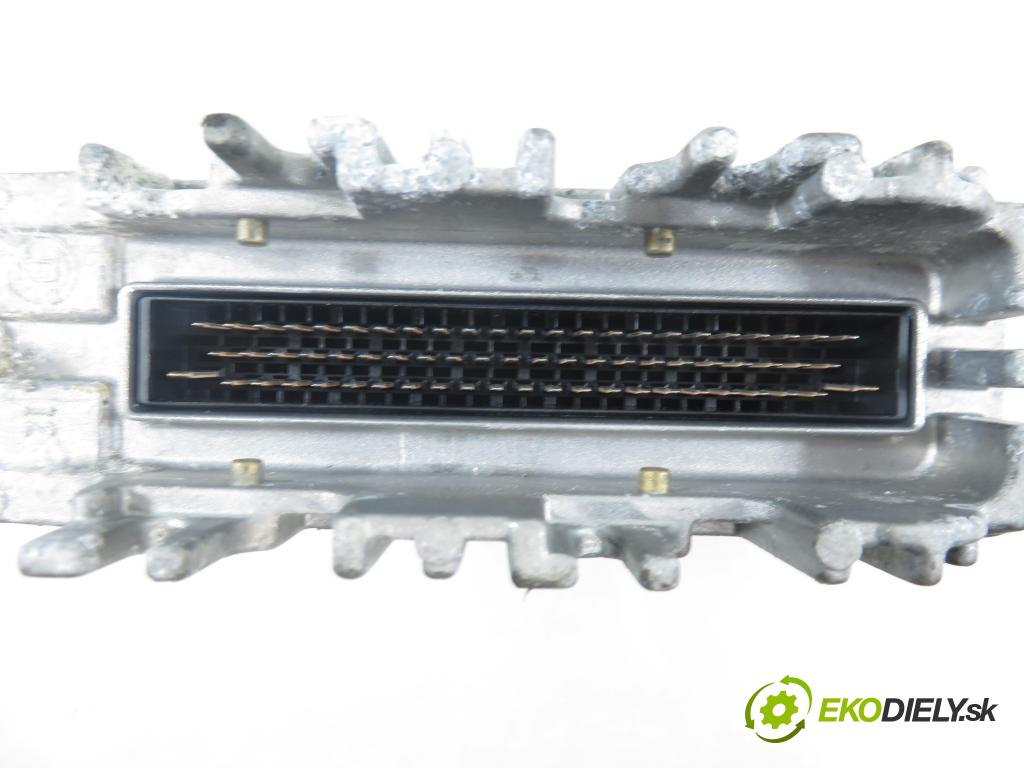 AUDI A4 (8D2, B5) SEDAN 1996 81,00 1.9 TDI 110 - AFN 1896,00 Riadiaca jednotka Motor 028906021CE ; 0281001425 ; 0281001426