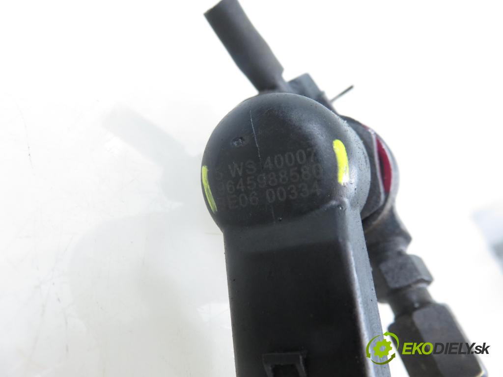 FORD FIESTA V (JH_, JD_) HB 2004 50,00 1.4 TDCi 68 - F6JB 1399,00 vstrekovač 5WS40007 ; 9645988580 (Vstrekovač paliva)