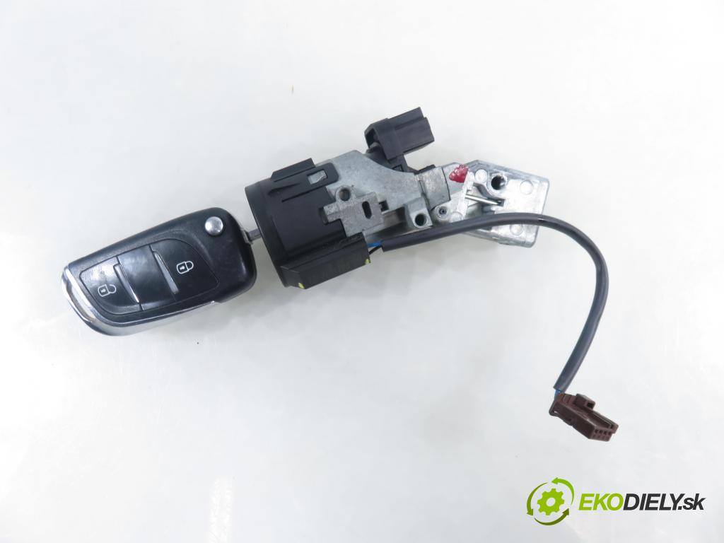 CITROEN C3 II (SC_) HB 2010 0,00 1.6 HDi 90 - 9HX (DV6ATED4) 1560,00 spinačka N0503451 ; N0502455 ; 9663123380 (Spínacia skrinka)