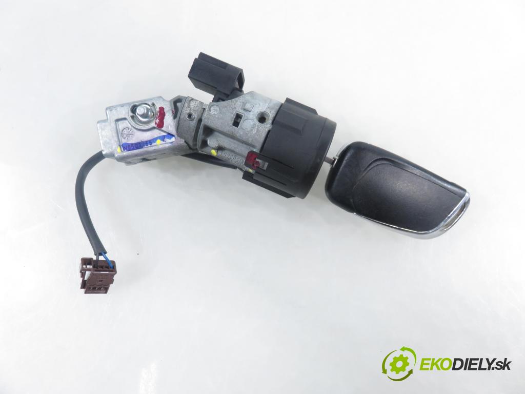 CITROEN C3 II (SC_) HB 2010 0,00 1.6 HDi 90 - 9HX (DV6ATED4) 1560,00 spinačka N0503451 ; N0502455 ; 9663123380 (Spínacia skrinka)