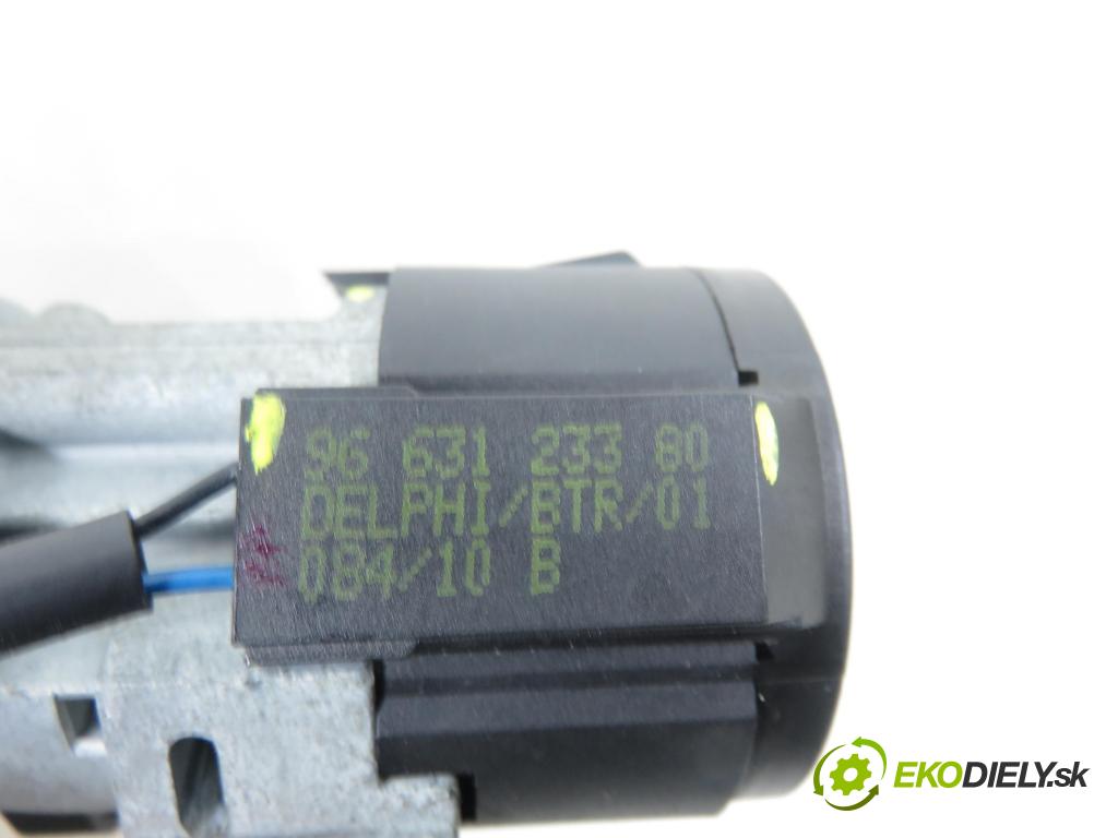 CITROEN C3 II (SC_) HB 2010 0,00 1.6 HDi 90 - 9HX (DV6ATED4) 1560,00 spinačka N0503451 ; N0502455 ; 9663123380 (Spínacia skrinka)