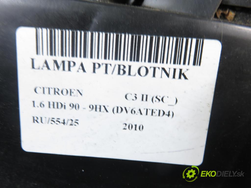 CITROEN C3 II (SC_) HB 2010 0,00 1.6 HDi 90 - 9HX (DV6ATED4) 1560,00 světlo pravé zadní 9673805280