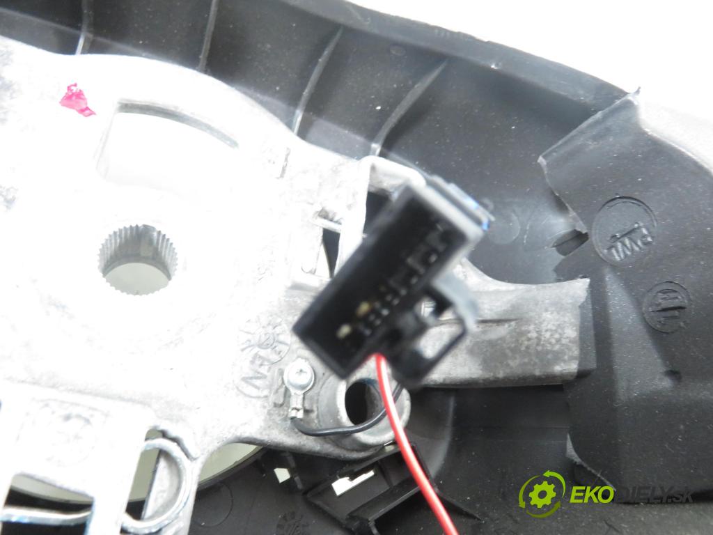 CITROEN C3 II (SC_) HB 2010 0,00 1.6 HDi 90 - 9HX (DV6ATED4) 1560,00 Volant 96842235 (Volant)