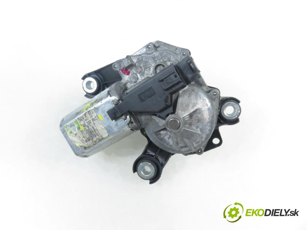 OPEL CORSA C (X01) HB 2001 43,00 1.0 12V 58 - Z 10 XE 973,00 Motorček stierače zadné 09132802