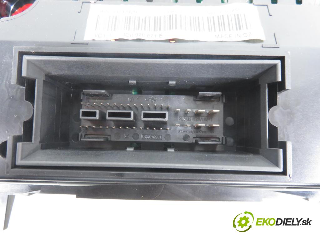 VW PASSAT B6 (3C2) SEDAN 2007 125,00 2.0 TDI - BMR 1968,00 Prístrojovka elektrický 3C0920871E