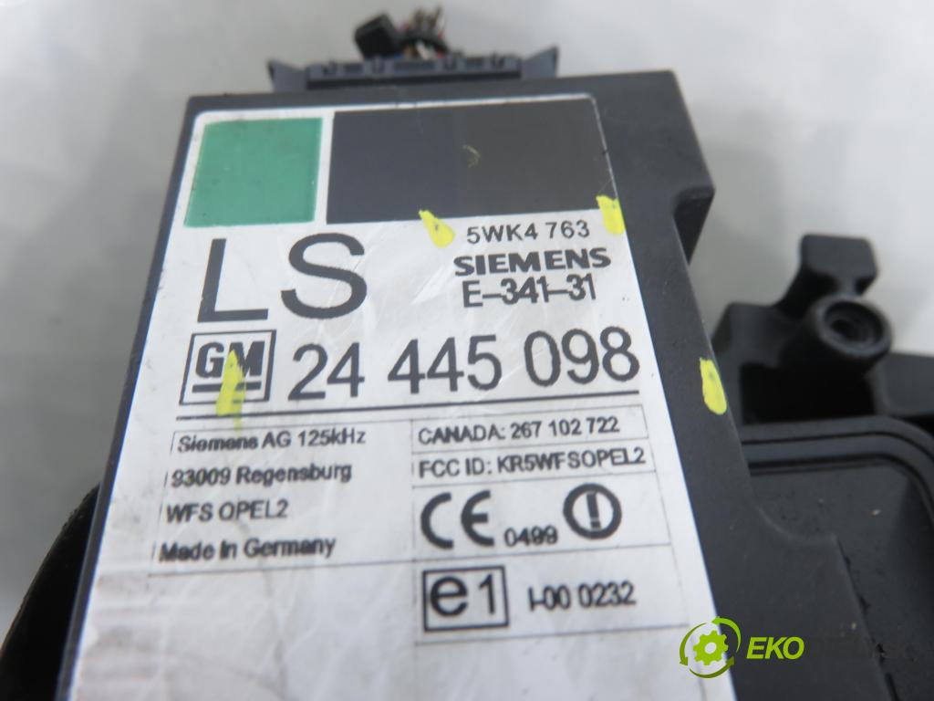 OPEL ZAFIRA A Nadwozie Wielkopojemne (MPV) (T98)  MINIVAN 2001 74,00 2.0 DTI 16V 101 - Y 20 DTH 1995,00 spinačka 90589313 ; 90589389 ; 5WK4763 (Spínacia skrinka)