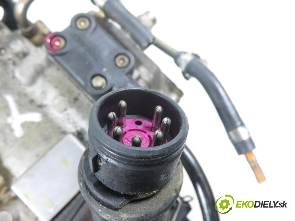 AUDI 80 (8C, B4) SEDAN 1993 66,00 1.9 TDI - 1Z 1896,00 Pumpa vstrekovacia 028130109J ; 0460404995 (Vstrekovacie čerpadlo)