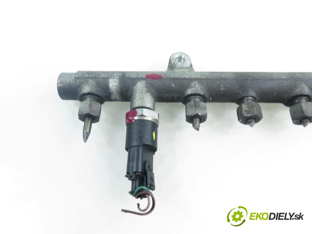 RENAULT LAGUNA II (BG0/1_) LIFTBACK 2002 88,00 1.9 dCi 120 - F9Q 750 1870,00 Lišta vstrekovacia 0445214024 ; 7700114017 ; 0281002405 (Vstrekovacia lišta)