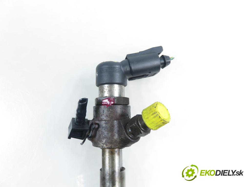 FORD FOCUS II (DA_, HCP) HB 2009 85,00 1.8 TDCi 115 - KKDA 1753,00 vstrekovač 4M5Q9F593AD (Vstrekovač paliva)