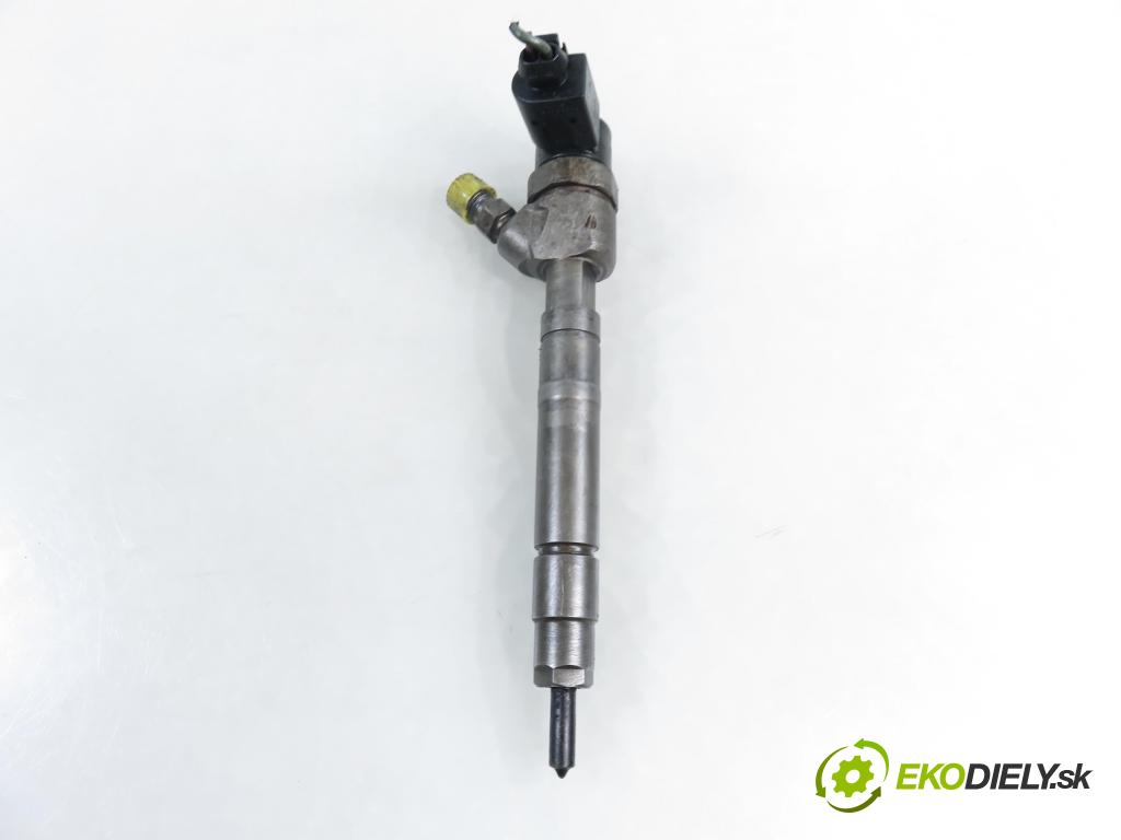 MERCEDES-BENZ KLASA C (W203) SEDAN 2003 85,00 C 200 CDI 116 - OM 611.962 2148,00 vstrekovač 0445110100 ; 6110701387 (Vstrekovač paliva)