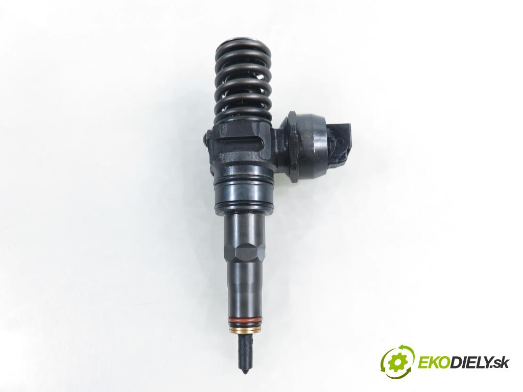 VW SHARAN (7M8, 7M9, 7M6) MINIVAN 2002 85,00 1.9 TDI PD 115 - AUY 1896,00 Vstrekovač 038130073AK ; 0414720038 (Vstrekovač paliva)