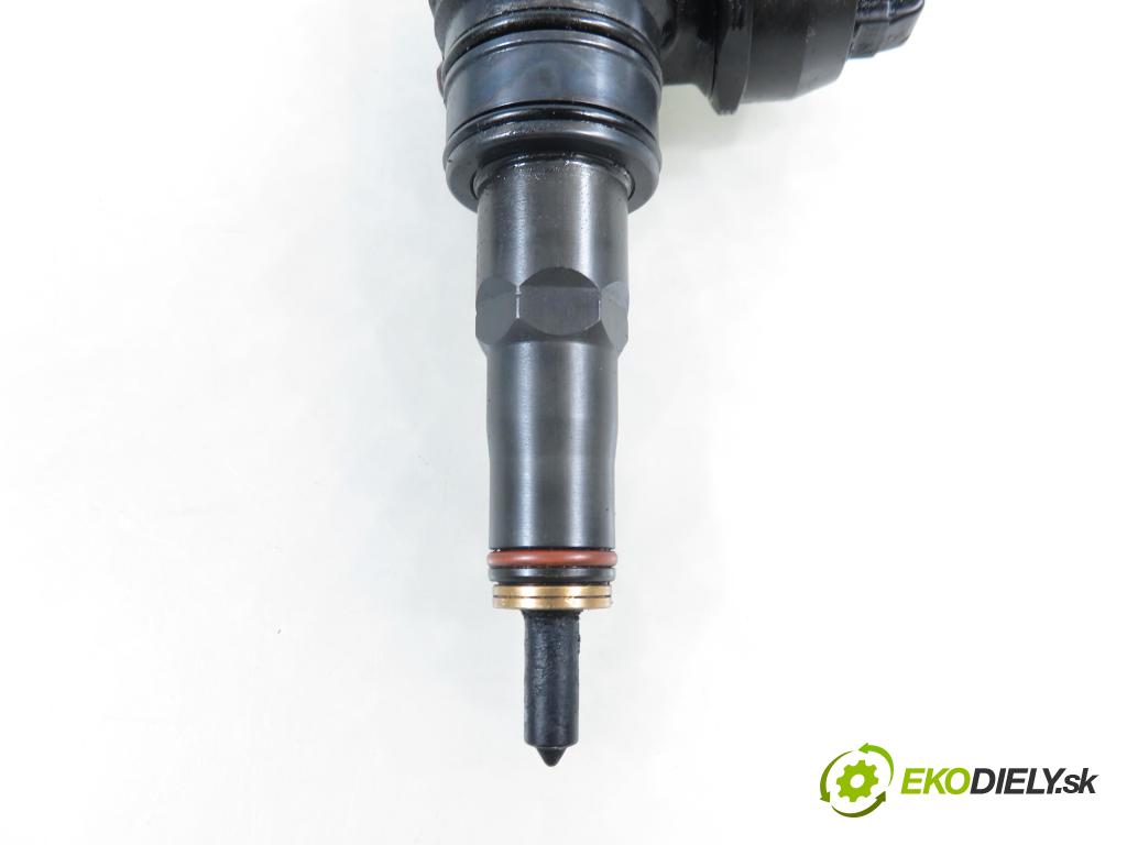 VW SHARAN (7M8, 7M9, 7M6) MINIVAN 2002 85,00 1.9 TDI PD 115 - AUY 1896,00 Vstrekovač 038130073AK ; 0414720038 (Vstrekovač paliva)