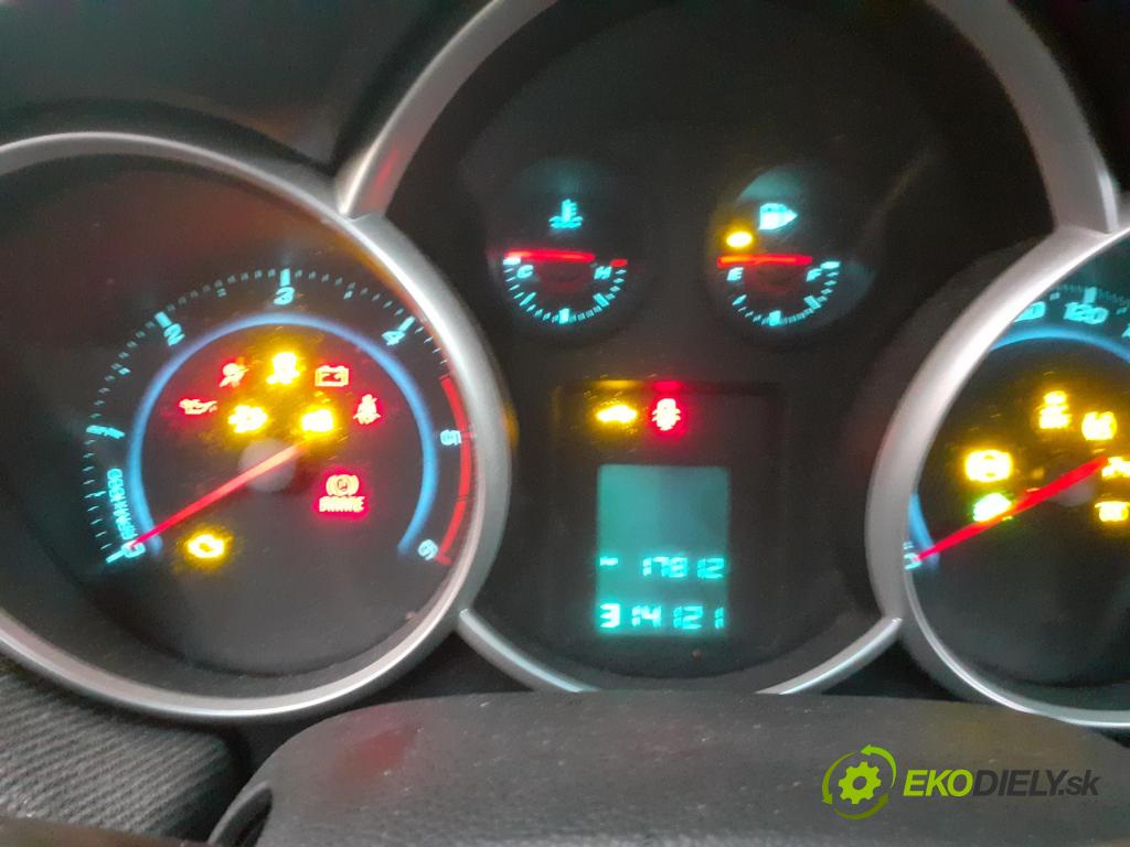 CHEVROLET CRUZE liftback (J305) HB 2012 120,00 2.0 Dsl - LNP 1998,00 prístrojovka elektrický 95472851