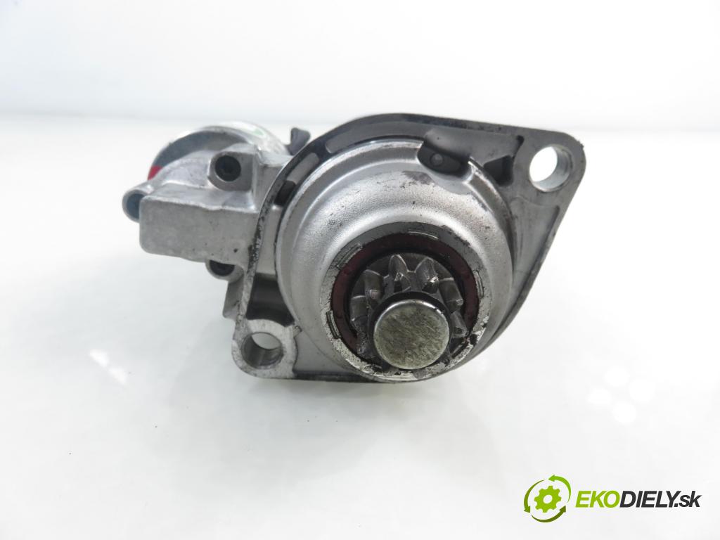 VW BORA (1J2) SEDAN 1999 66,00 1.9 TDI - AGR 1896,00 Štartér S0025 (Štartér)