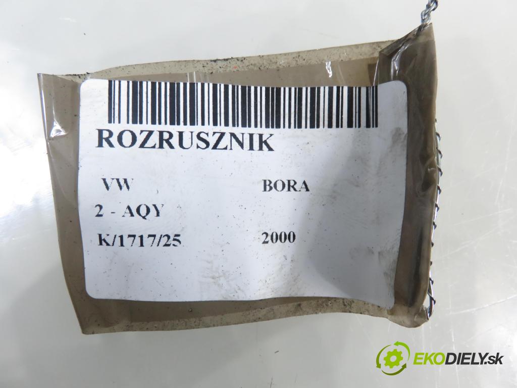 VW BORA (1J2) SEDAN 2000 85,00 2 - AQY 1984,00 Štartér  (Štartér)