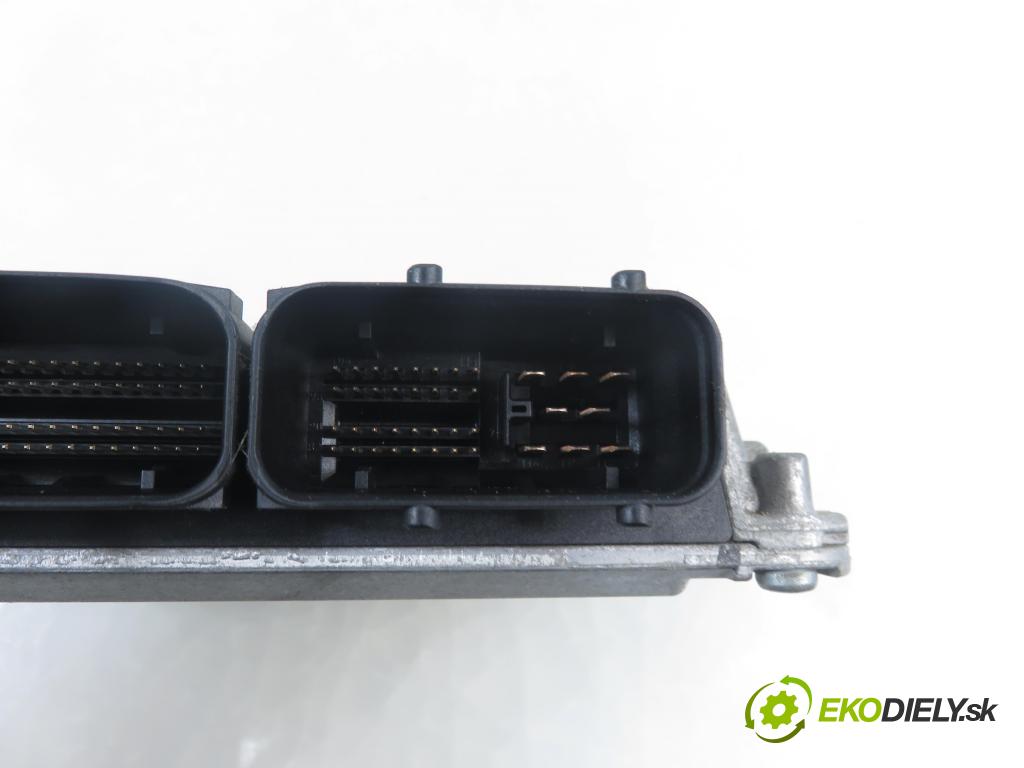 VW TOURAN (1T1, 1T2) MINIVAN 2005 75,00 1.6 - BGU 1595,00 Riadiaca jednotka Motor 06A906033CG