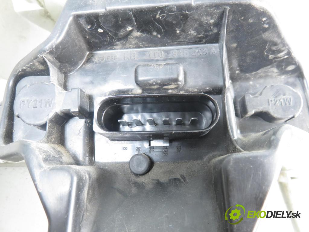 VW TOURAN (1T1, 1T2) MINIVAN 2005 75,00 1.6 - BGU 1595,00 světlo pravé zadní 1T0945096C