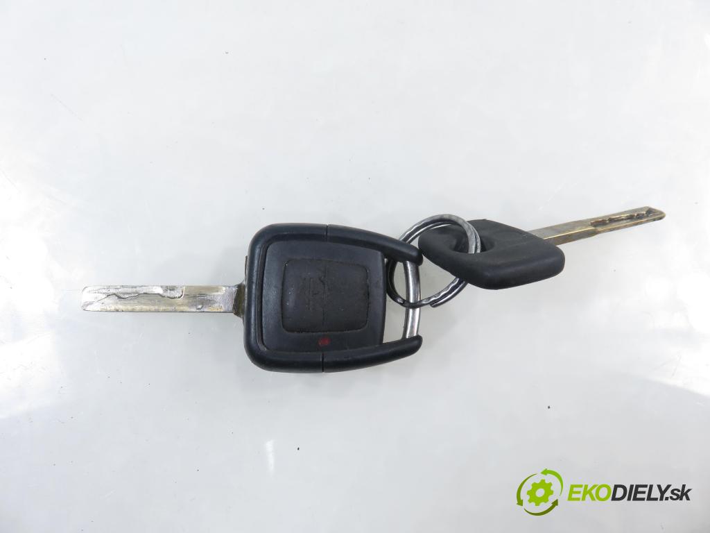 OPEL VECTRA B Kombi (J96) KOMBI 2000 74,00 2.0 DTI 16V - X 20 DTH 1995,00 spinačka 26037948 ; 26037951 ; 5WK4596 (Spínacia skrinka)