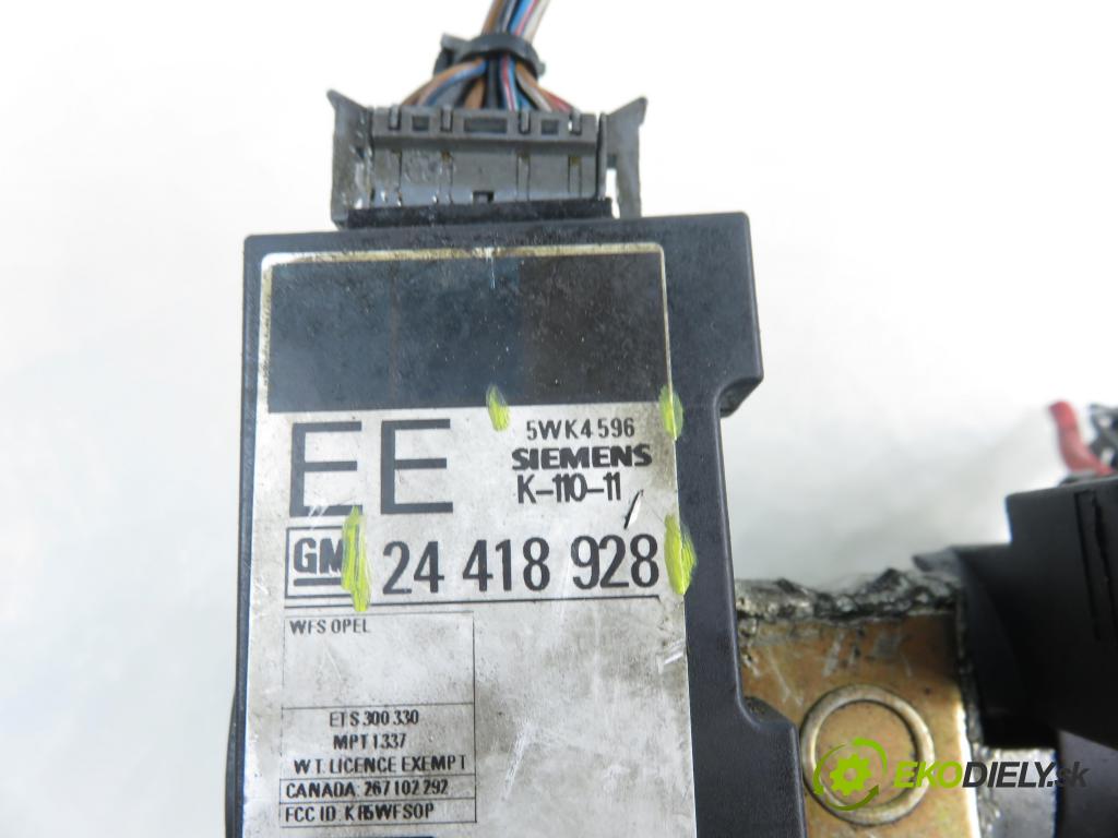 OPEL VECTRA B Kombi (J96) KOMBI 2000 74,00 2.0 DTI 16V - X 20 DTH 1995,00 spinačka 26037948 ; 26037951 ; 5WK4596 (Spínacia skrinka)