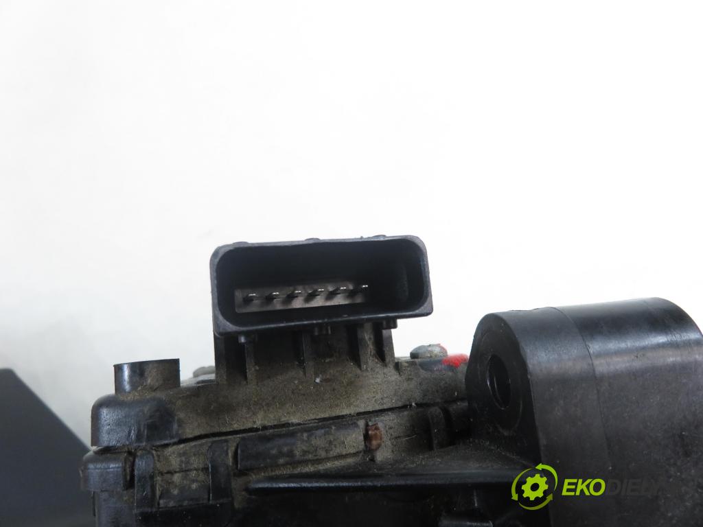 OPEL ZAFIRA B (A05) MINIVAN 2006 74,00 1.9 CDTI 8V 101 - Z 19 DTL 1910,00 Potenciometer plynu 9202341BT ; 6PV00811400 (Potenciometer plynového pedálu)