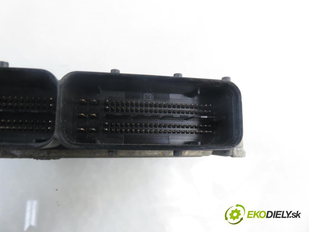 OPEL ZAFIRA B (A05) MINIVAN 2006 74,00 1.9 CDTI 8V 101 - Z 19 DTL 1910,00 Riadiaca jednotka Motor 0281012549 ; 5598922