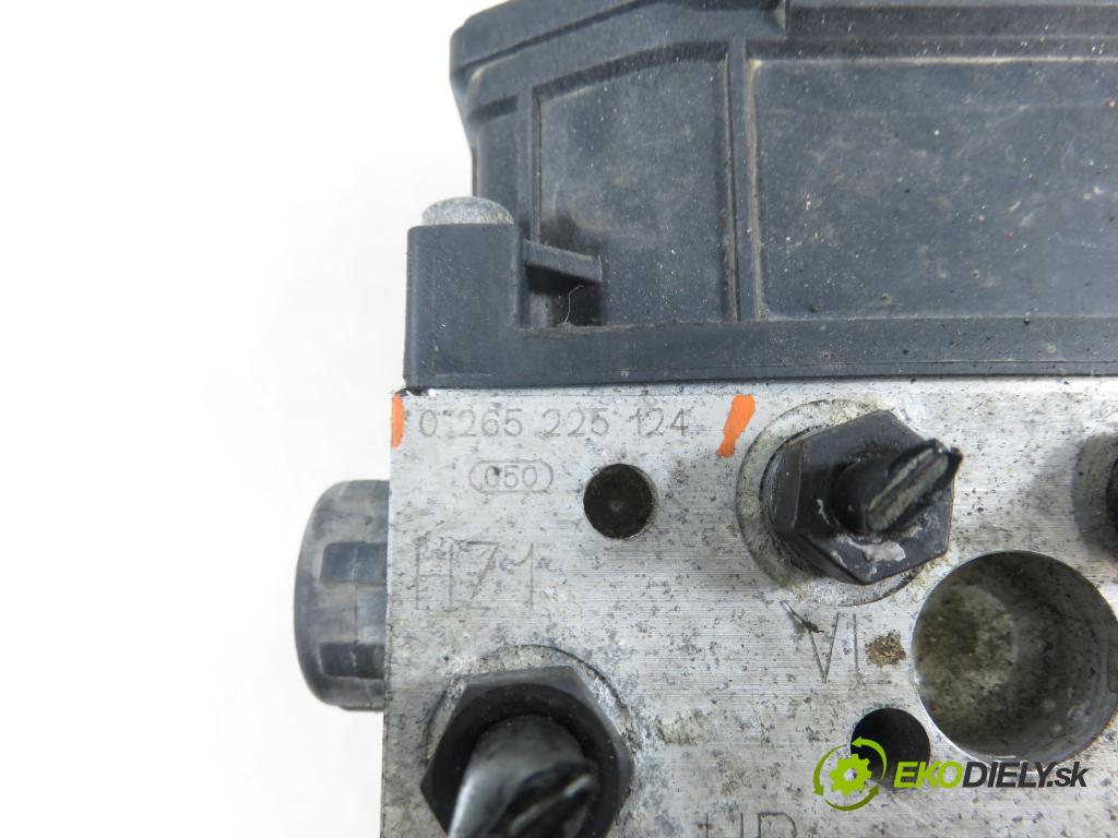 VW PASSAT B5.5 (3B3) SEDAN 2003 96,00 1.9 TDI - AWX 1896,00 Pumpa ABS 0265950055 ; 0265225124 (Pumpa ABS)