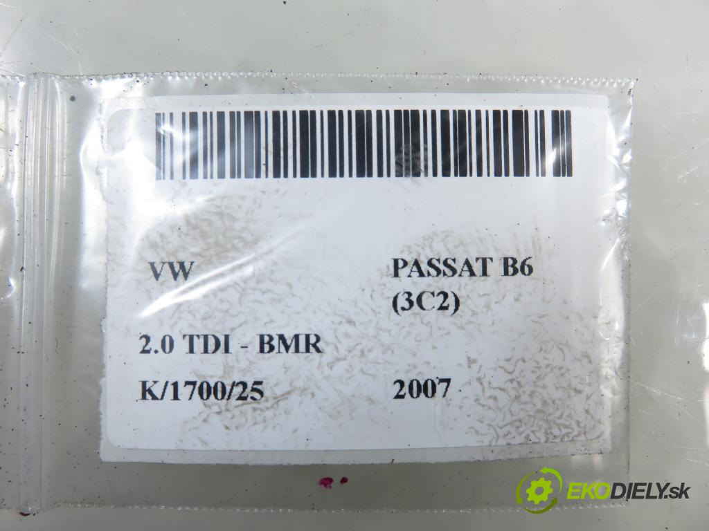 VW PASSAT B6 (3C2) SEDAN 2007 125,00 2.0 TDI - BMR 1968,00 reproduktor Dvere 3C0035454