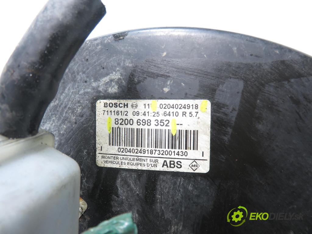 RENAULT MASTER II Skrzynia (FD) FURGON 2007 88,00 2.5 dCi 120 - G9U 650 2464,00 posilovač 8200698352 ; 0204024918 (Servočerpadlo)