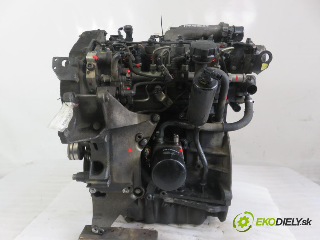 VOLVO V40 Kombi (645) KOMBI 2004 85,00 1.9 DI 116 - D 4192 T3 1870,00 Motor DIESEL D4192T3 ; F9Q2