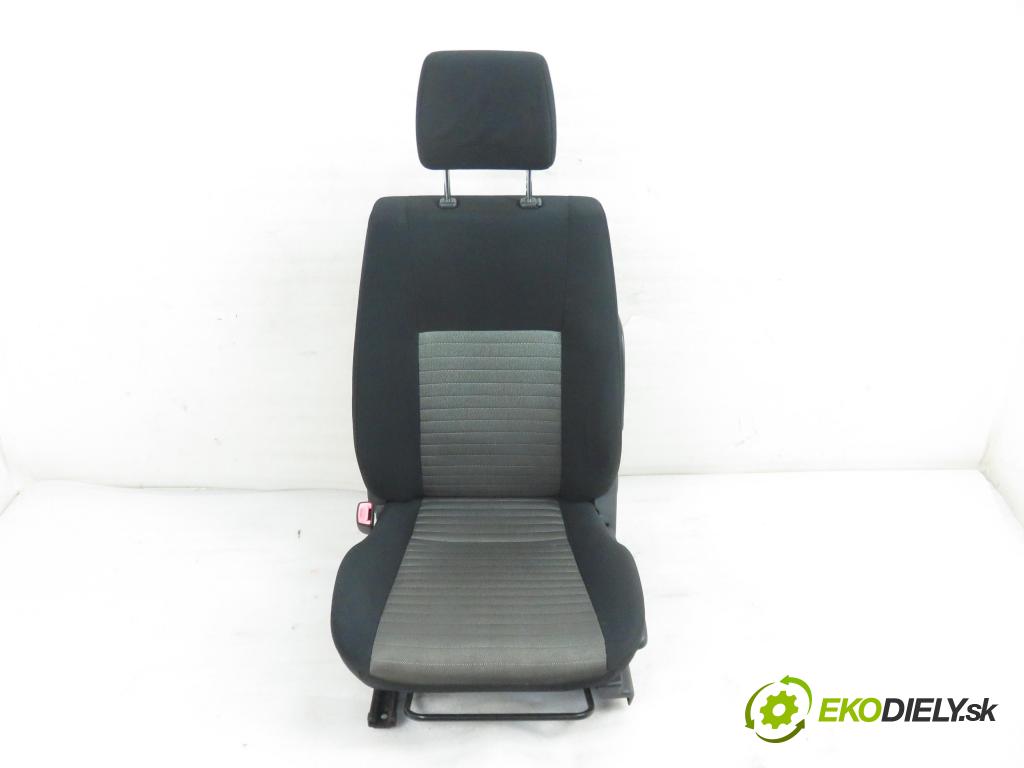 SUZUKI SX4 (EY, GY) CROSSOVER 2008 79,00 1.6 VVT 4x4 (RW 416) 107 - M16A 1586,00 Sedadlo šoféri