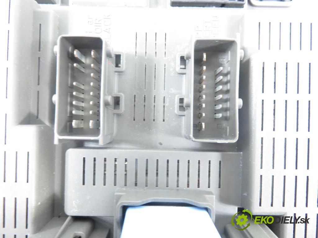 FIAT ULYSSE (179_) VAN 2003 94,00 2.2 JTD - 4HW (DW12ATED4) 2179,00 MODUL BSI 9649477480
