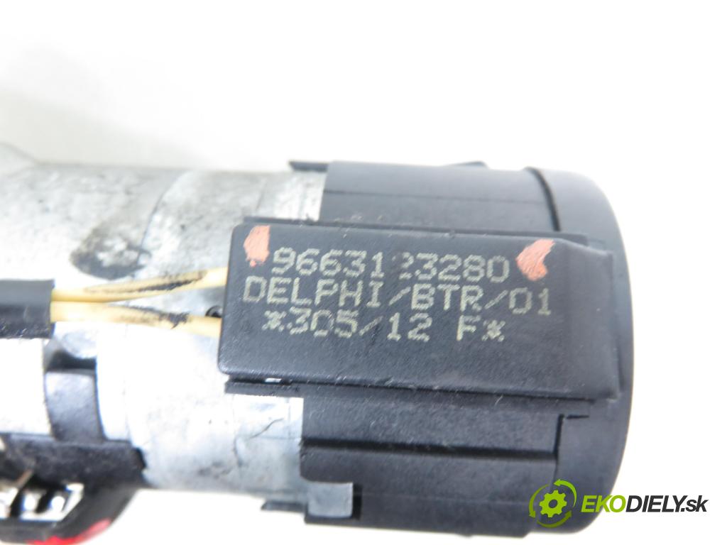 FIAT ULYSSE (179_) VAN 2003 94,00 2.2 JTD - 4HW (DW12ATED4) 2179,00 spinačka 9663123280 (Spínacia skrinka)