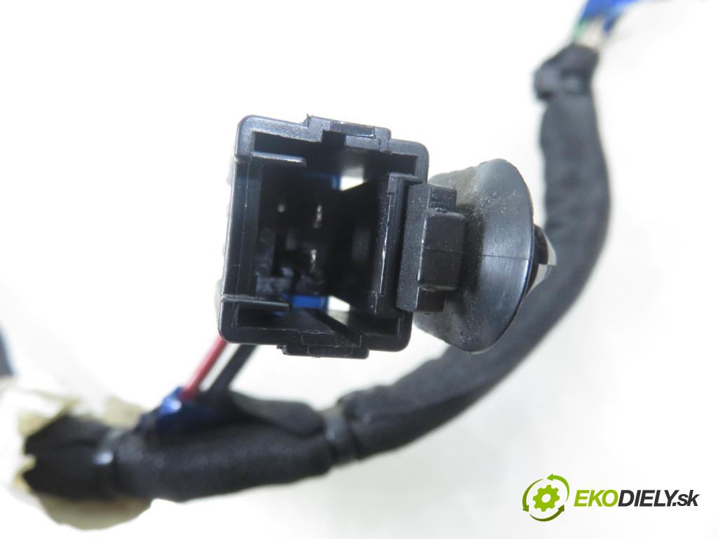 FIAT ULYSSE (179_) VAN 2003 94,00 2.2 JTD - 4HW (DW12ATED4) 2179,00 spinačka 9663123280 (Spínacia skrinka)