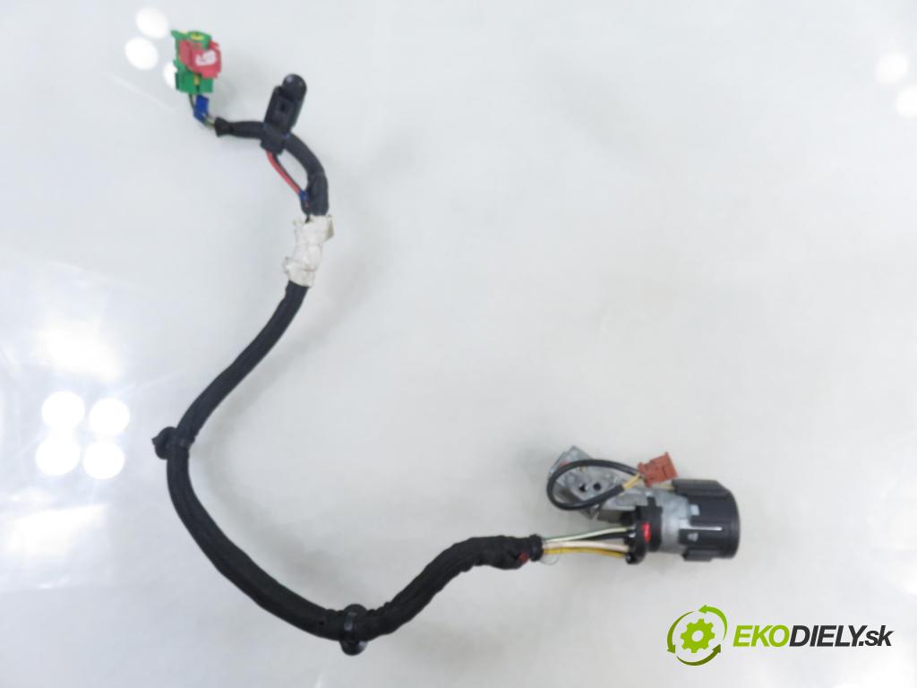 FIAT ULYSSE (179_) VAN 2003 94,00 2.2 JTD - 4HW (DW12ATED4) 2179,00 spinačka 9663123280 (Spínacia skrinka)