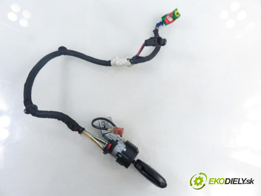 FIAT ULYSSE (179_) VAN 2003 94,00 2.2 JTD - 4HW (DW12ATED4) 2179,00 spinačka 9663123280 (Spínacia skrinka)