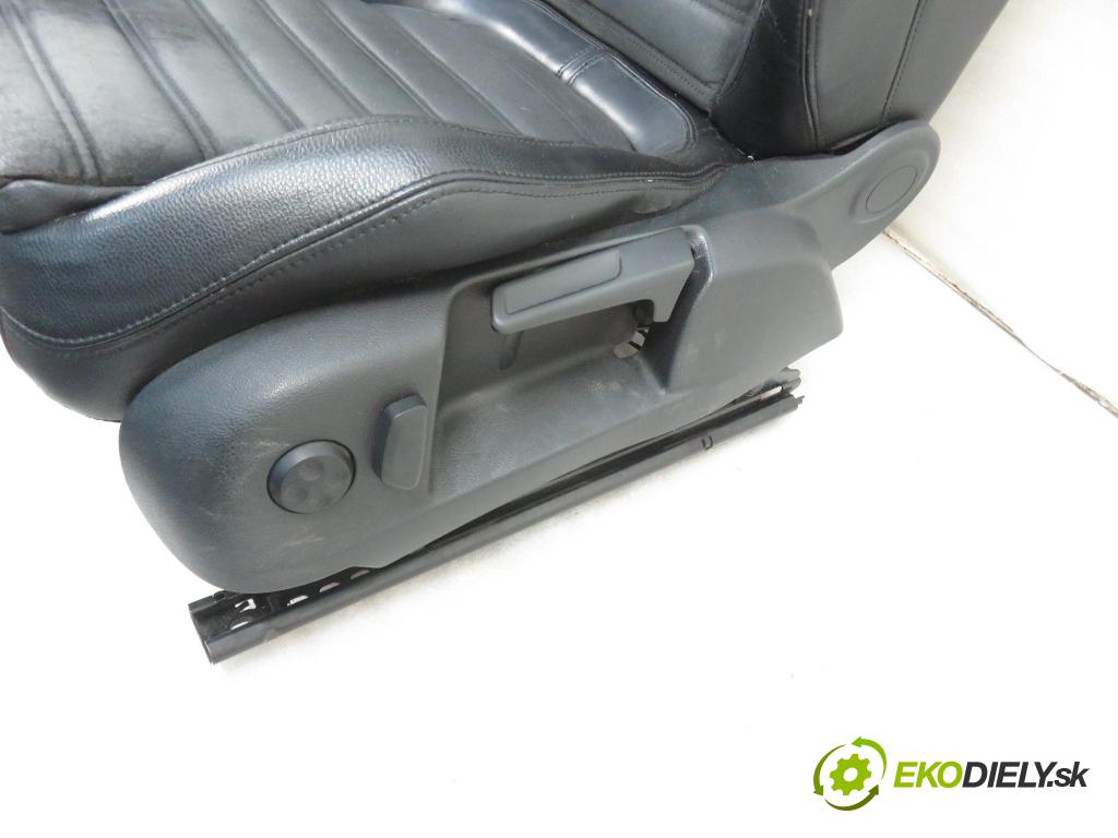 VW PASSAT B6 (3C2) SEDAN 2007 125,00 2.0 TDI - BMR 1968,00 Sedadlá, sedačky