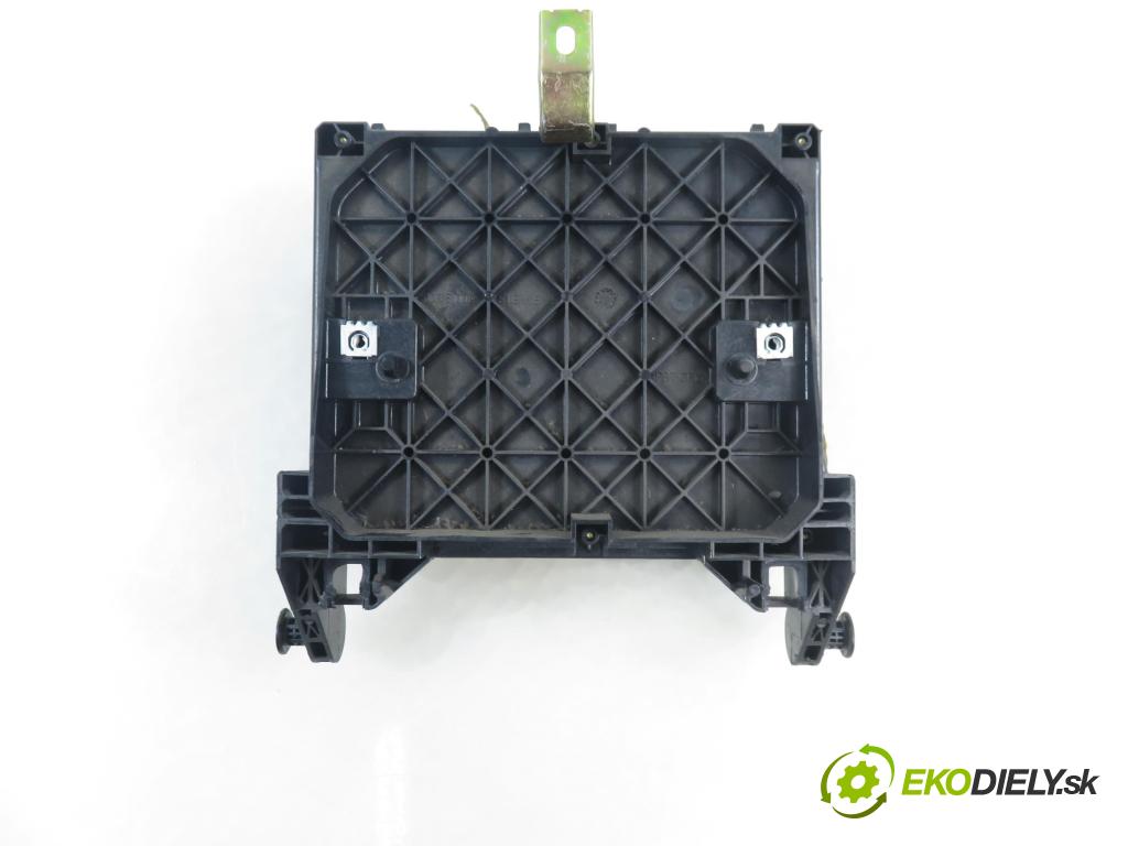 SEAT ALHAMBRA (7V8, 7V9) MINIVAN 2004 85,00 1.9 TDI PD 115 - AUY 1896,00 MODUL BSI 7M3962258AH ; 4M2114B205CA ; S120042300B