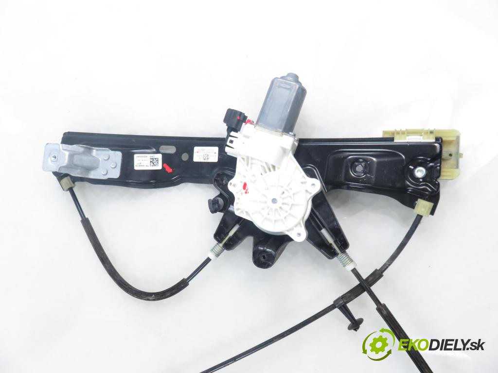 FORD FOCUS III HB 2016 77,00 1.6 Ti VCT 105 - IQDC 1596,00 Mechanizmus okien CM51A23200AF
