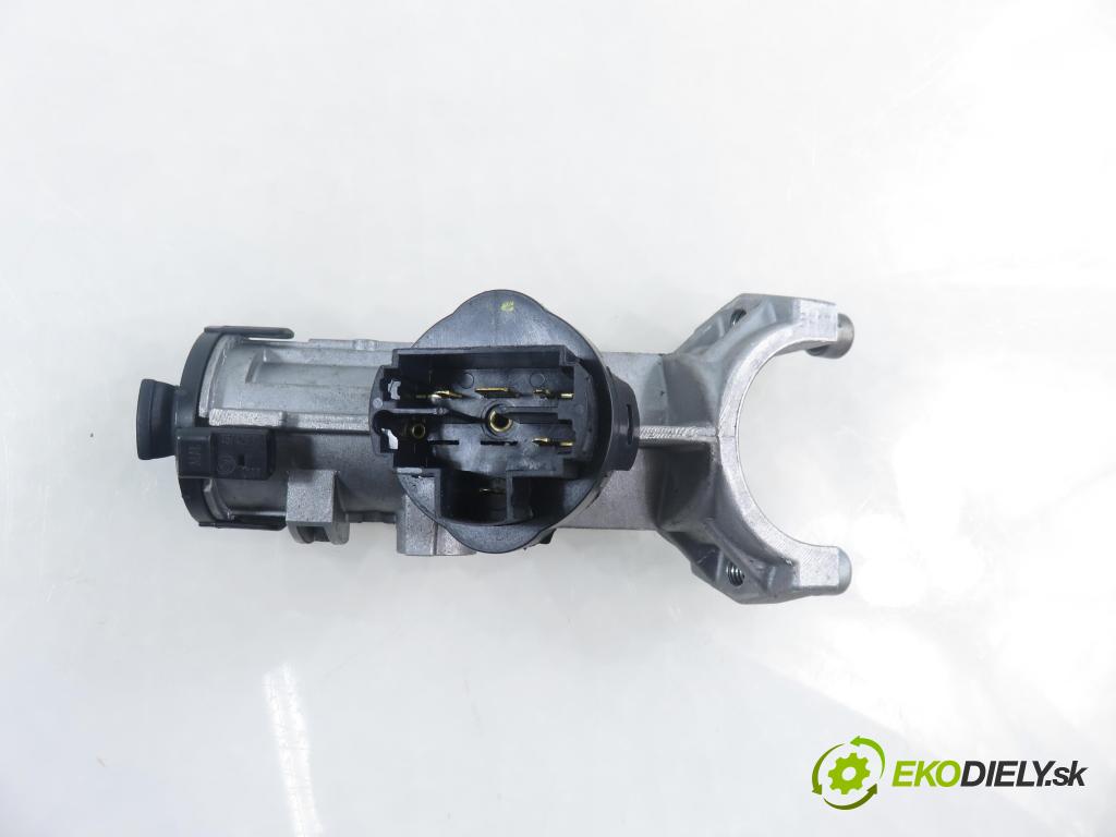 PEUGEOT BOXER Skrzynia FURGON 2007 88,00 2.2 HDi 120 - 4HU (P22DTE) 2198,00 spinačka 01099001 (Spínacia skrinka)