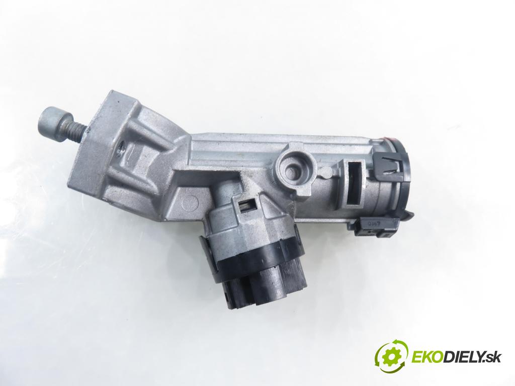 PEUGEOT BOXER Skrzynia FURGON 2007 88,00 2.2 HDi 120 - 4HU (P22DTE) 2198,00 spinačka 01099001 (Spínacia skrinka)