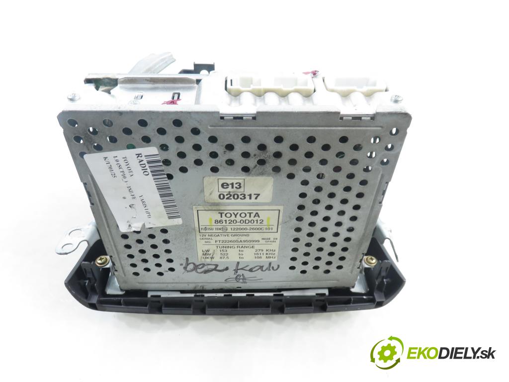 TOYOTA YARIS (_P1_) HB 2002 50,00 1.0 VVT- i 68 - 1SZ-FE 998,00 RADIO Modul 861200D012