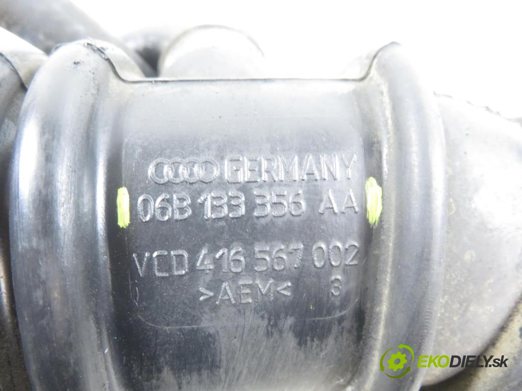 AUDI A4 (8E2, B6) SEDAN 2002 110,00 1.8 T - AVJ 1781,00 Rúra přívodu vzduchu 06B133356AA
