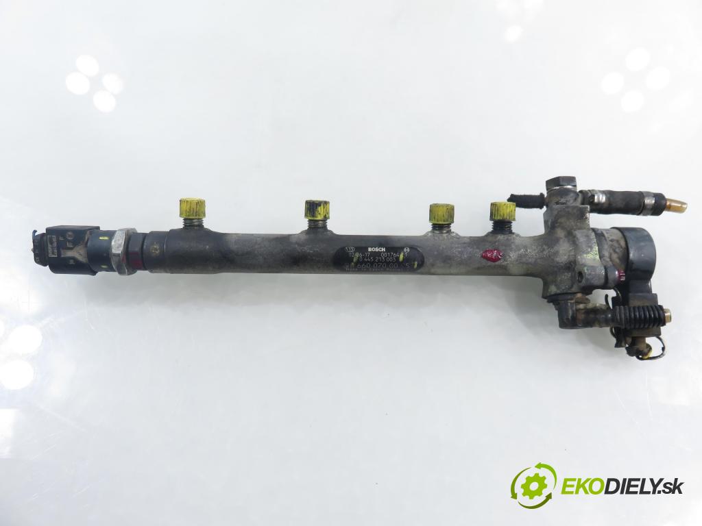 SMART FORTWO Coupe (450) HB 2004 30,00 0.8 CDI (450.300, 450.301, 450.302, 450.303, 450.3 799,00 lišta vstřikovací 6110780149 ; 6600700095 ; 0445213003 (Vstřikovací lišta)