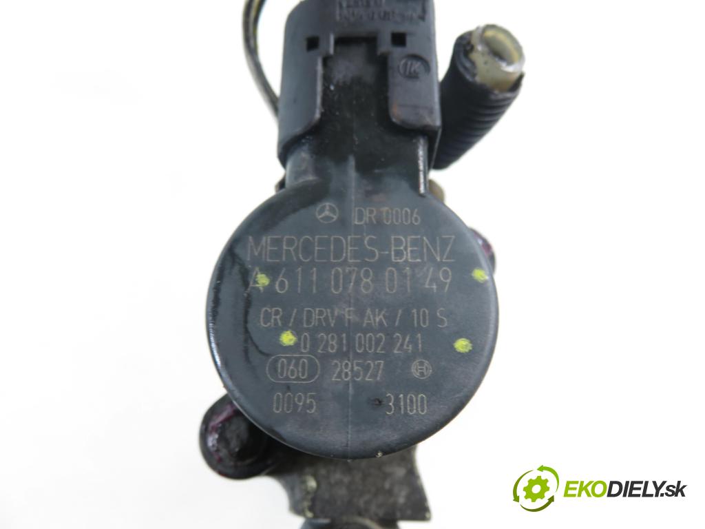 SMART FORTWO Coupe (450) HB 2004 30,00 0.8 CDI (450.300, 450.301, 450.302, 450.303, 450.3 799,00 lišta vstřikovací 6110780149 ; 6600700095 ; 0445213003 (Vstřikovací lišta)