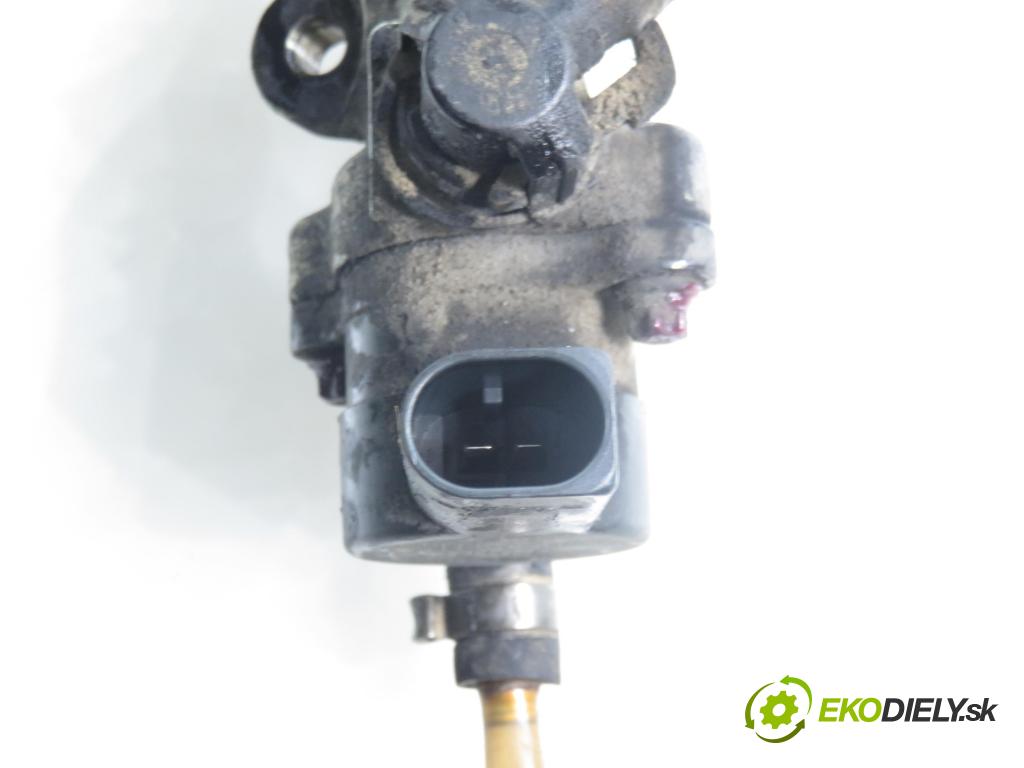 SMART FORTWO Coupe (450) HB 2004 30,00 0.8 CDI (450.300, 450.301, 450.302, 450.303, 450.3 799,00 lišta vstřikovací 6110780149 ; 6600700095 ; 0445213003 (Vstřikovací lišta)